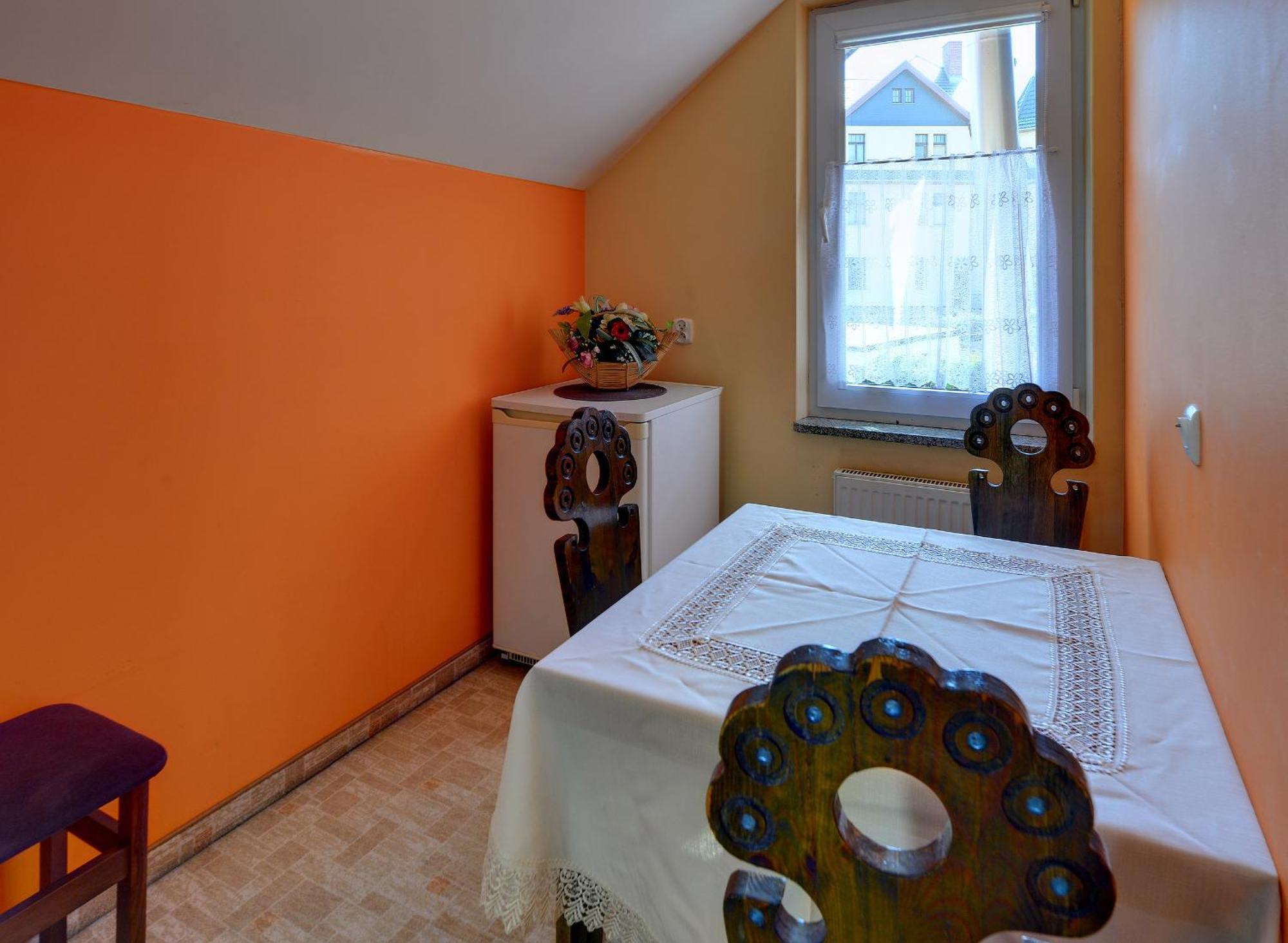 Apartamenty I Pokoje Karpacz - Centrum Karpacza, Parking W Cenie! חדר תמונה